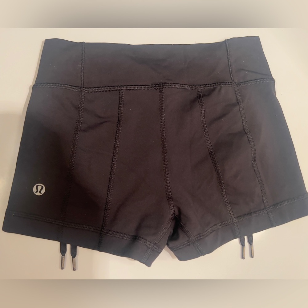 lululemon athletica Black Athletic High-Rise Drawstring Scrunch Shorts Size 4